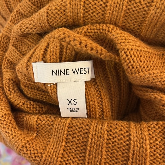 Nine West Rust Ribbed Winter Fall Knit Cowl Neck Classic Sweater Size XS - Picture 5 of 6